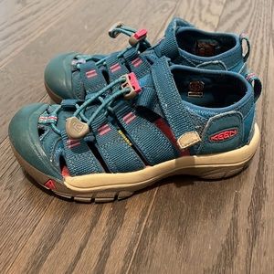 Keens girls 13